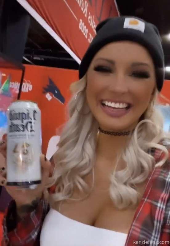 Smile, todays FRIYAY!! You know I’ve got to have my liquid d..