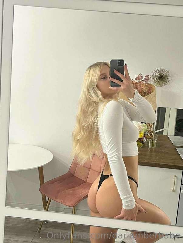 In the evening my mood becomes horny...😉 DM ME:)