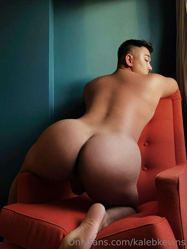 adding to the stereotype that gays don’t know how to sit