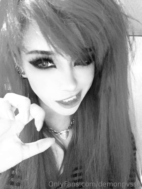 Hii hii rawrr xD 💓 ty for all the likes and stuffzz ilyy <3 ..