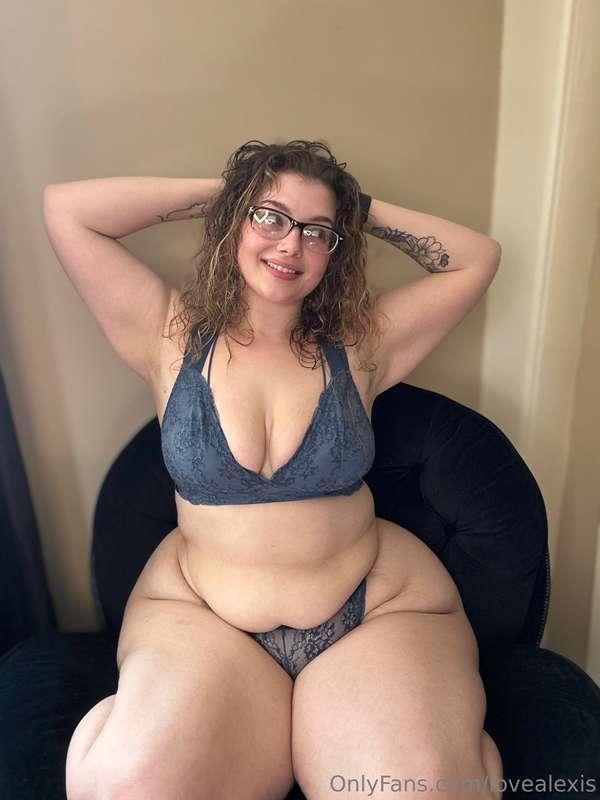 Spoil me lately? 👀👀