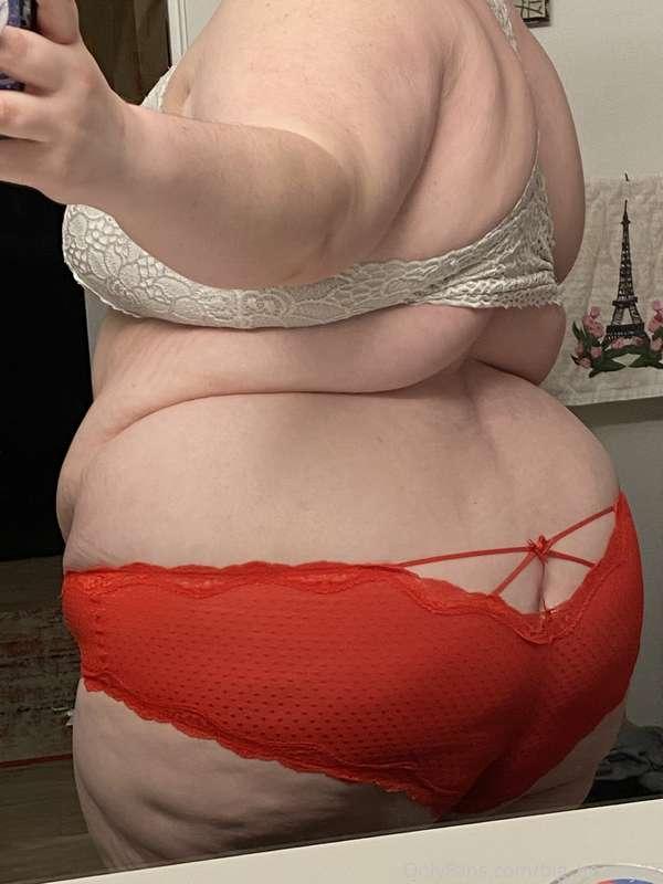 gamergrl_boredatwrk image #1