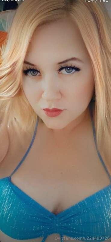 What do u think to me with long hair baby? X