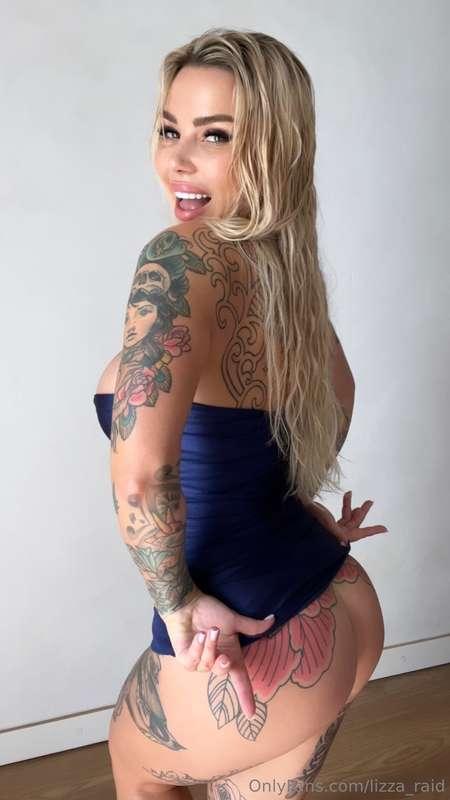 I get so happy thinking about how you lift my dress up😈🍑