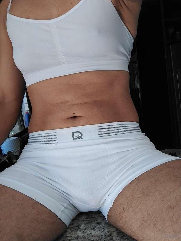 Qual está mais excitante? 
Which is more exciting? 😈🔥💙