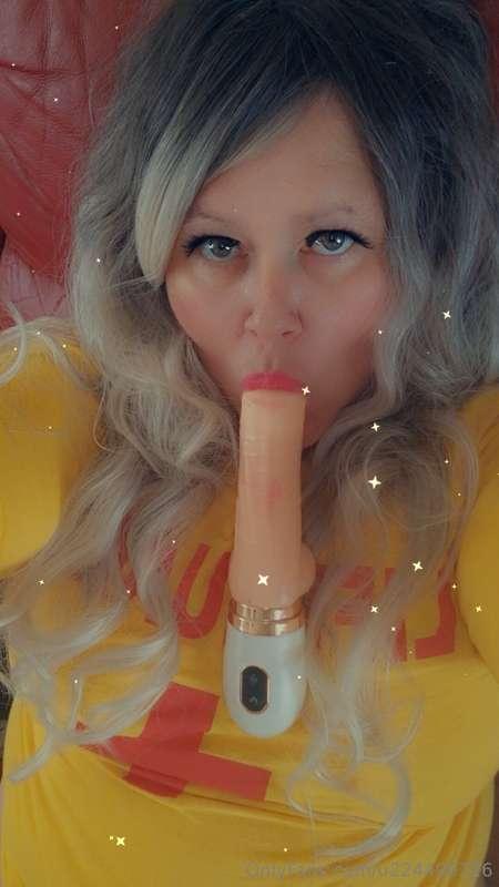 I'm offering girlfriend experience this week. Just pop me a ..