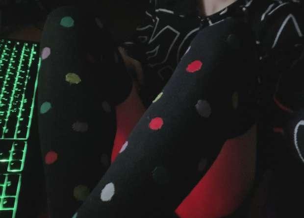 Thigh Highs :3