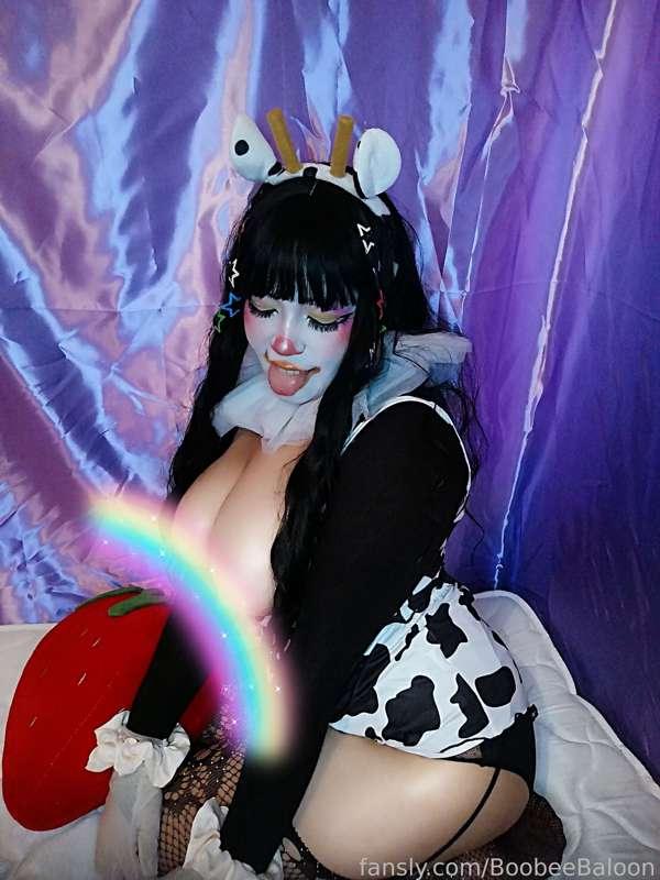 A new set is being baked💨
💖🎂🍪🍩🥛🐮💖

Stay tuned✨🤡💖🌈