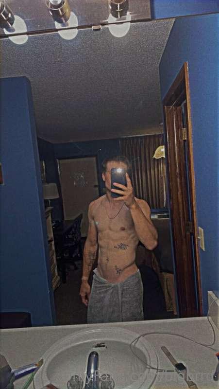 want to take the towel off? 😜💕