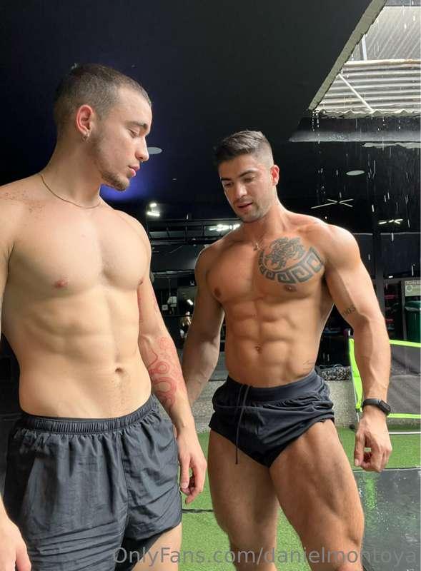 something very hot is coming
@pepegoitia