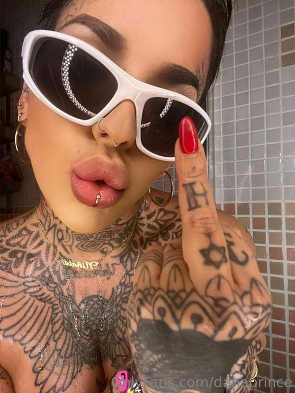 love, like all my photos and I'll be very good to you 🥰