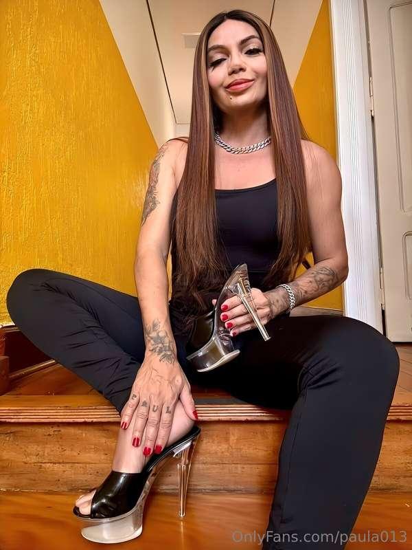 I'm sending new videos to your DMs, enjoy, I'll soon delete ..