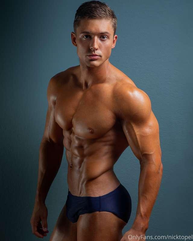 Exclusive image from one of my VERY FIRST shoots. Back to th..