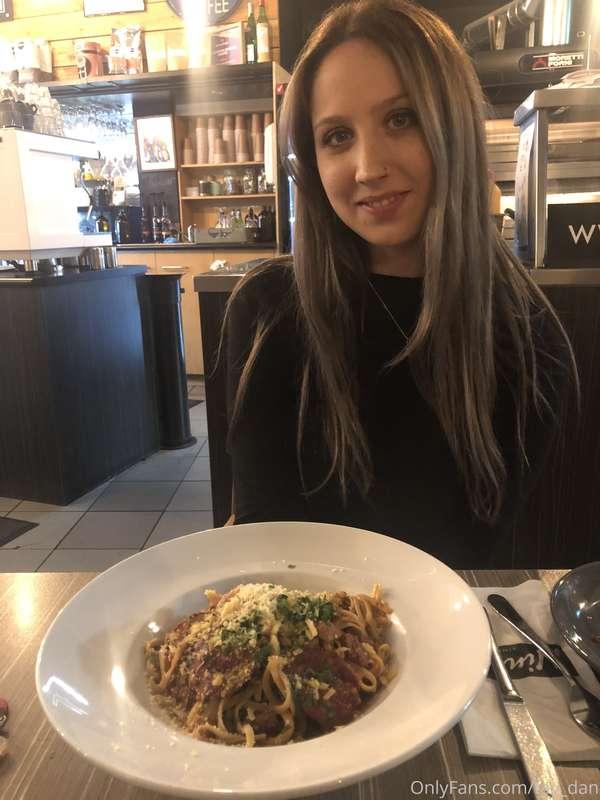 Tayla’s birthday dinner 🥳