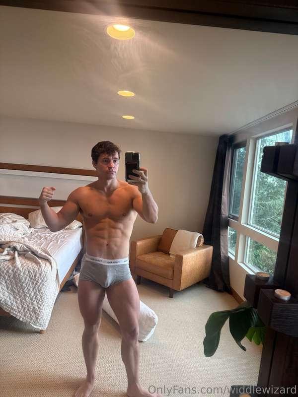 I need new sexy underwear ideas. Dm me ur ideas pls:) nothin..