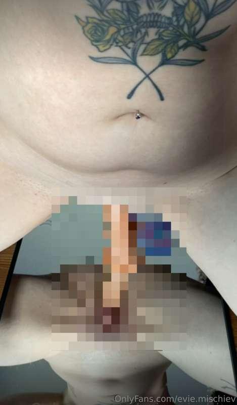 evie.mischiev image #1