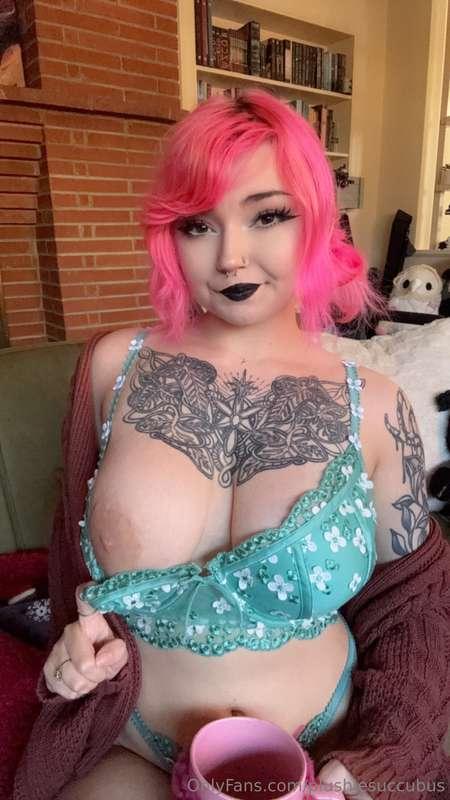 plushiesuccubus main image
