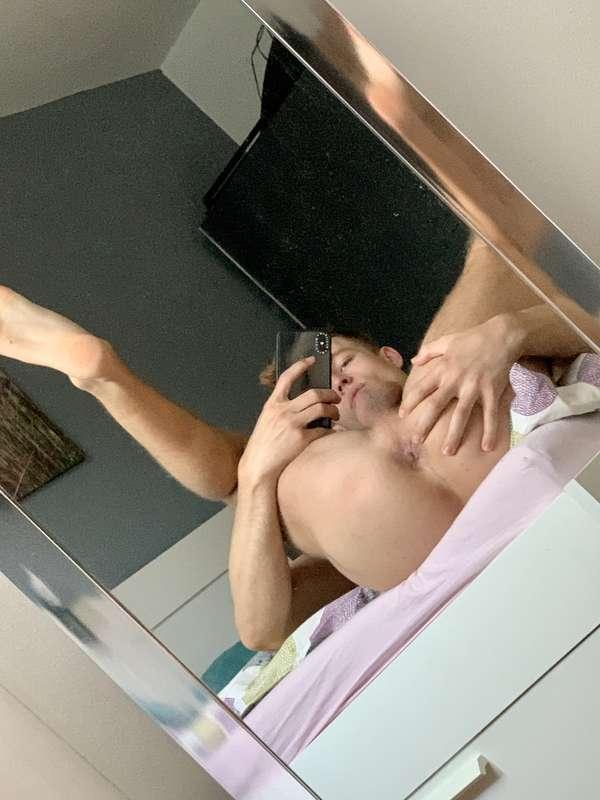 I just shaved my ass for you😋 Now it’s smooth & ready for pl..