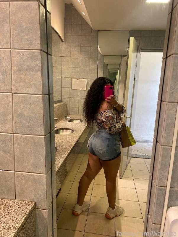 DM