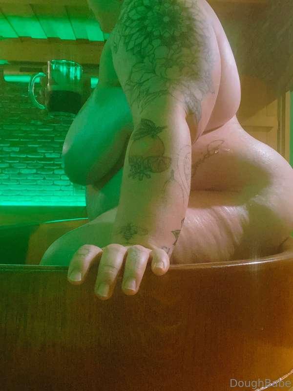 doughbabebbw image #0
