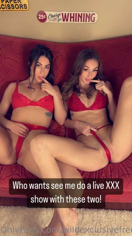 Who wants to see me do a live XXX show with @thekittykapfree..
