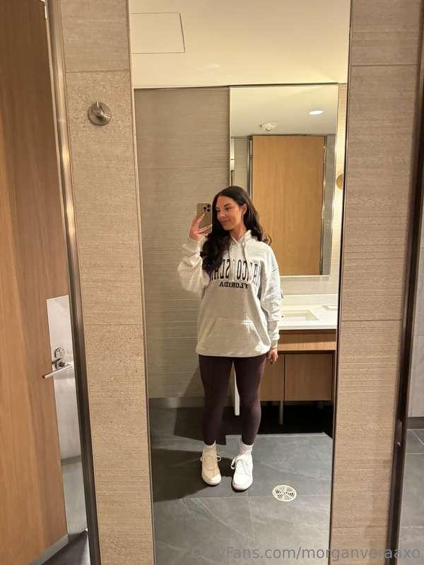 morganveraaxo image #0