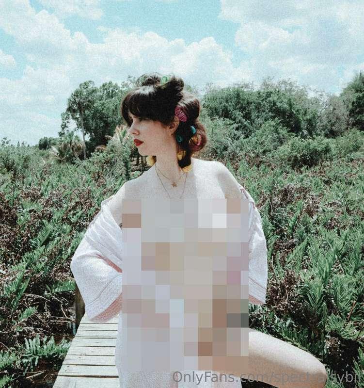 🥵🐊Want to come with me down to the swamp? 🐊 *FULLY NUDE SET*..