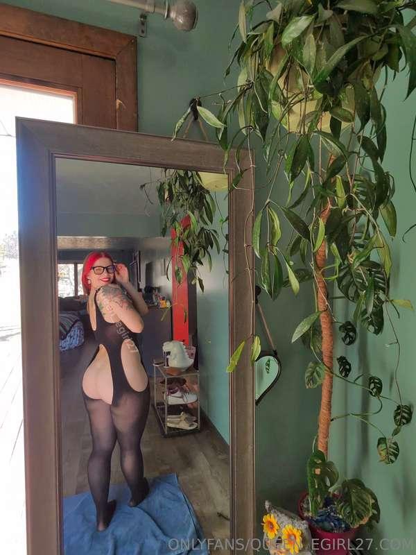 queen_egirl27 image #1
