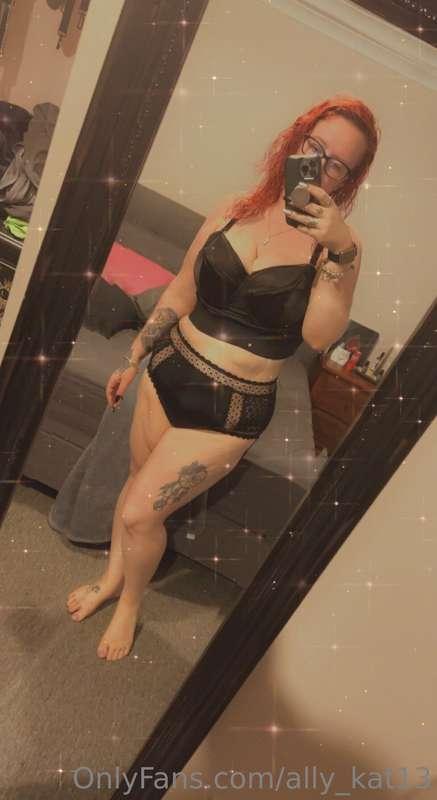 Testing out the new full length mirror ;P