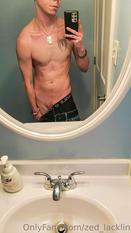 My hand is stuck, can someone help me out?😏