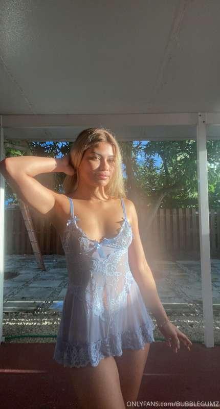 Good afternoon 🌞 I need new friends to send pics to😋