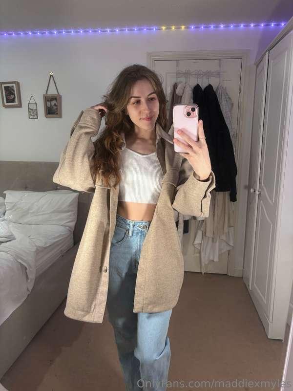 I hate how many layers I have to wear at the moment 😩 It is ..