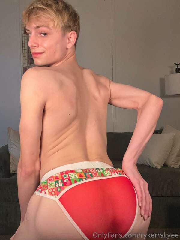 rykerrskyee image #4