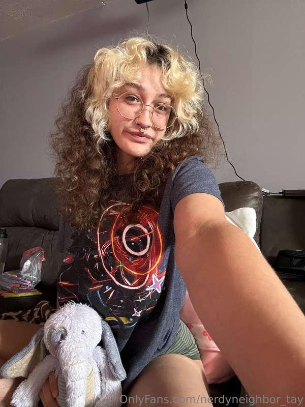 Just hangin with my fav stuffie 🤘🏼💕 …possibly up to no good ..