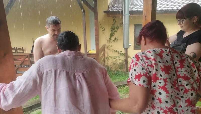 Old clips from 2022 with 3 Mistresses in the mountains http:..