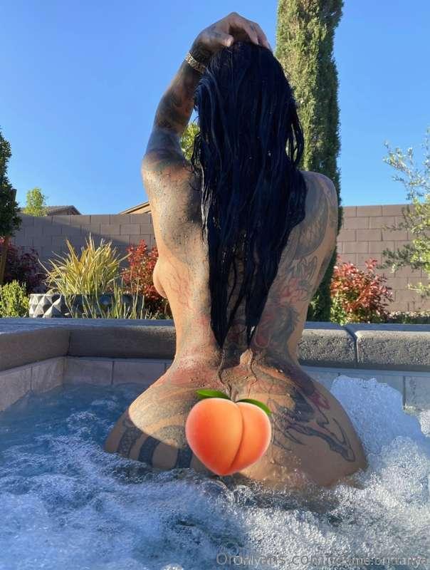 ### FUCKED ME IN THE HOT TUB 💦 Ate this fat ass 🍑 then slid ..