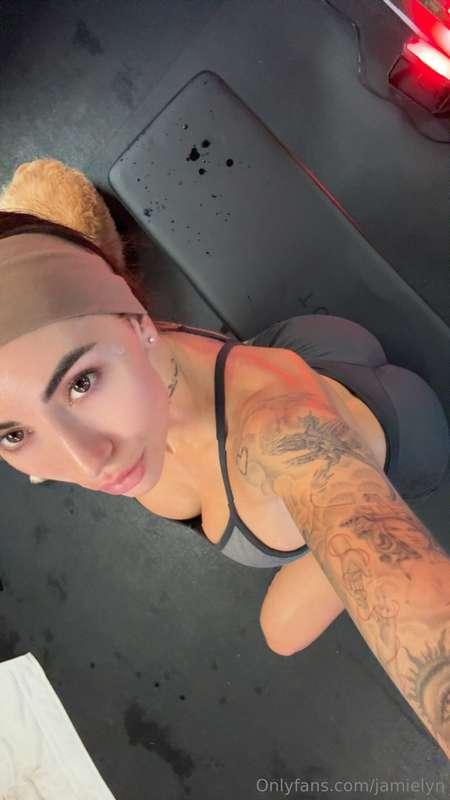 get up & get that booty in the gym .. you'll thank me later!..