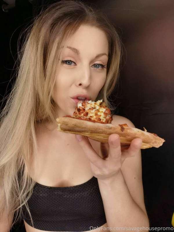 Pizza for breakfast anyone ??