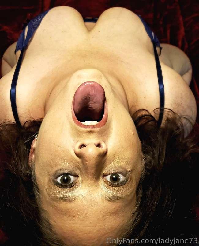 What do you think should be on my tongue? 