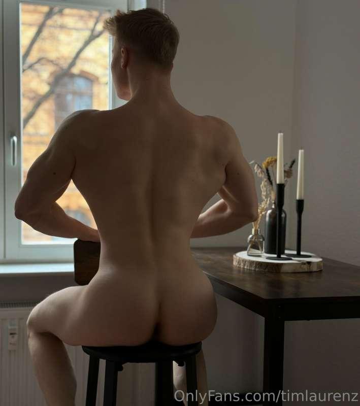 What would you do with me? 🍑😁