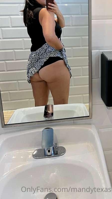 Went out earlier and got naughty in the restroom 😘😈