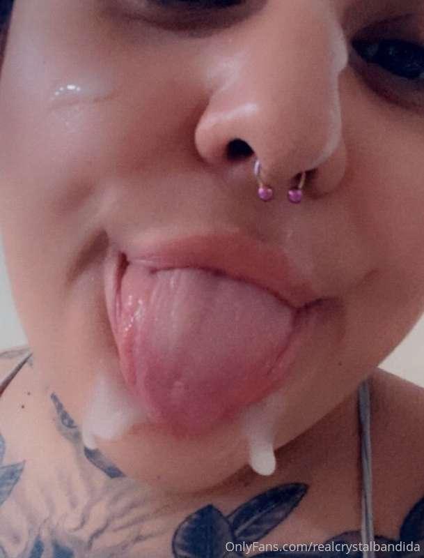 😝