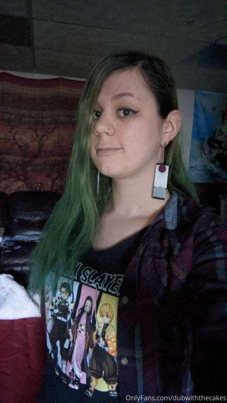 Sorry for the bad lighting 😋😋 just a few quick pics before w..