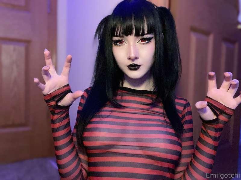 🩸 Will you let me bite you?~ 🩸
