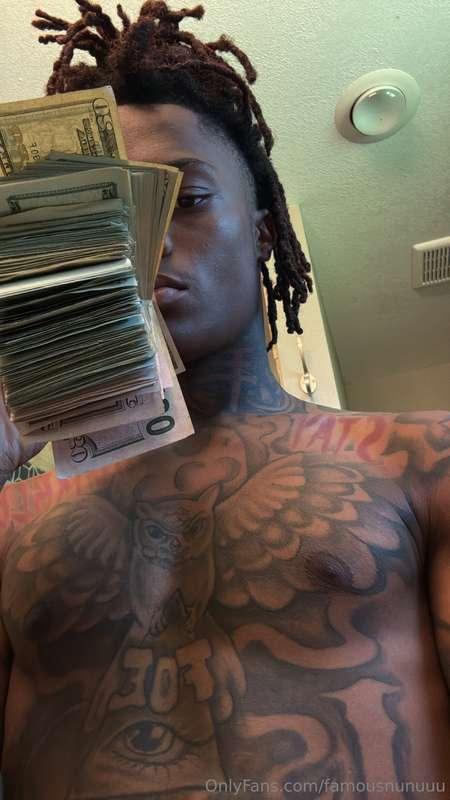 famousnunuuu image #1