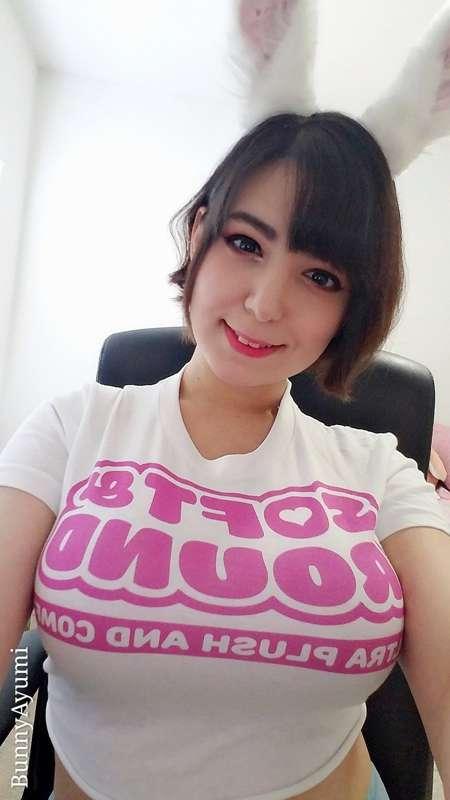 I'm live on twitch!