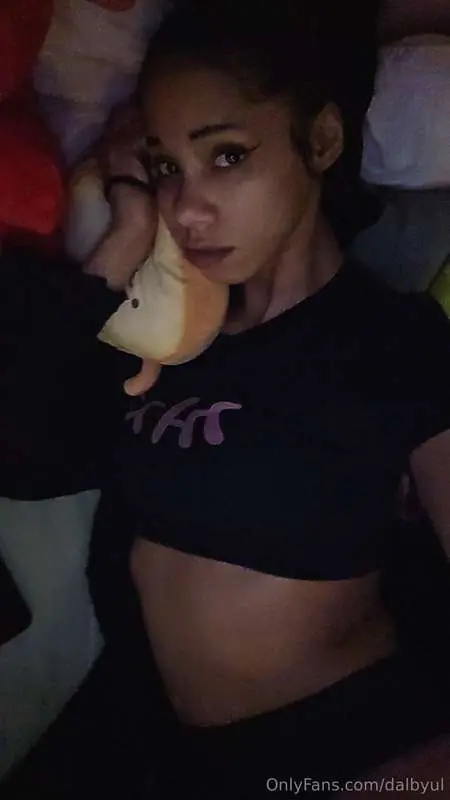 Come to bed baby 😇Catch me on:🕓 Tiktok: Byulslife📸 Instagram..