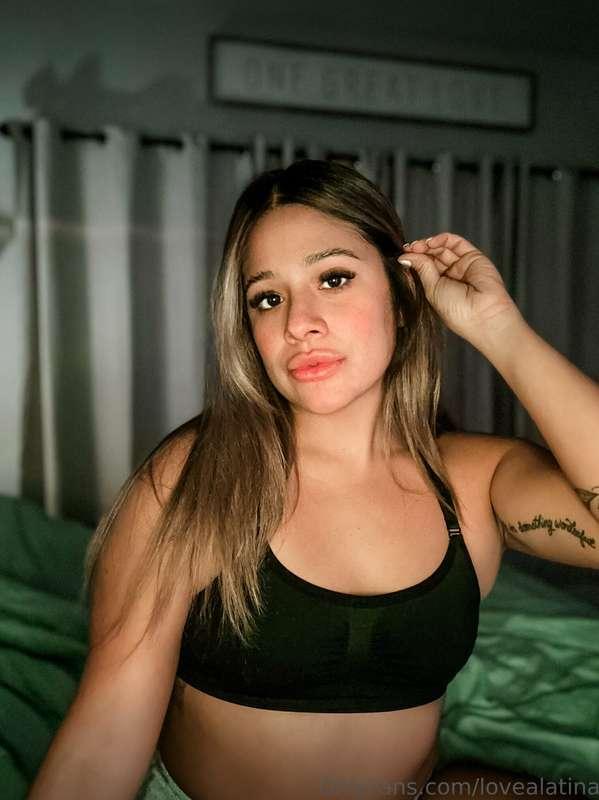 hi I’m maria ❤️‍🔥 subscribe to my free onlyfans! I’m online ..