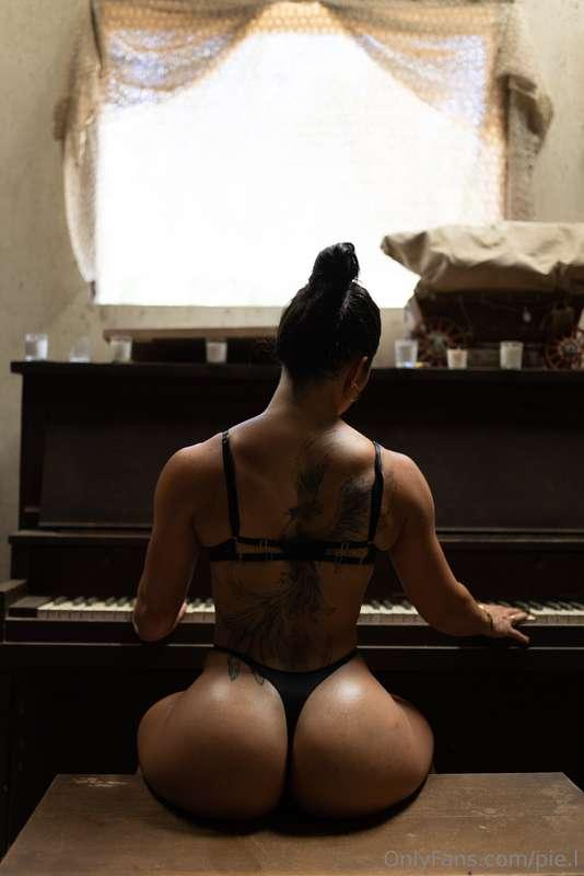 I sent you something special in your DMs 🥰