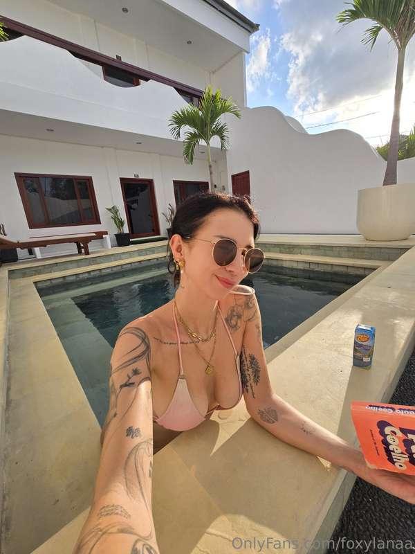 small look behind the scenes from my dream vacation 😩it give..